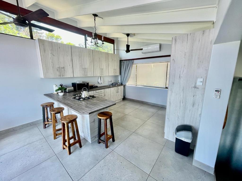 Billfish Apartments باليتو المظهر الخارجي الصورة